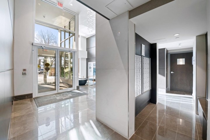 Photo 5 at 602 - 1561 W 57th Avenue, South Granville, Vancouver West