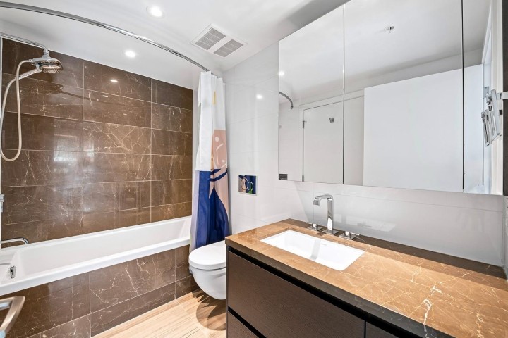 Photo 19 at 602 - 1561 W 57th Avenue, South Granville, Vancouver West