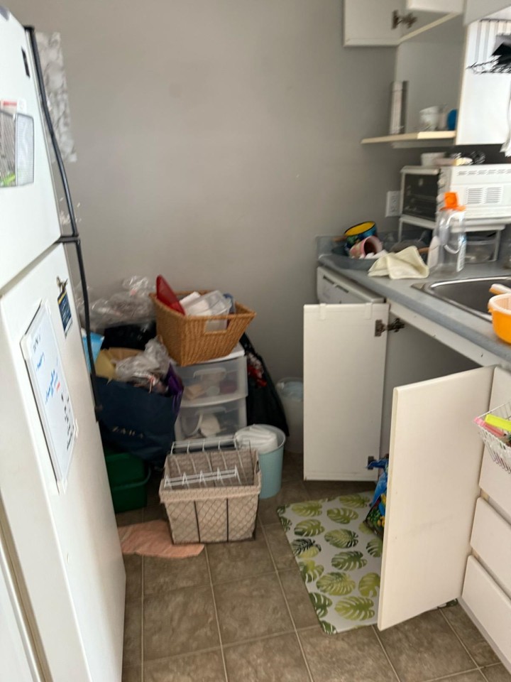 Photo 3 at 304 - 3455 Ascot Place, Collingwood VE, Vancouver East