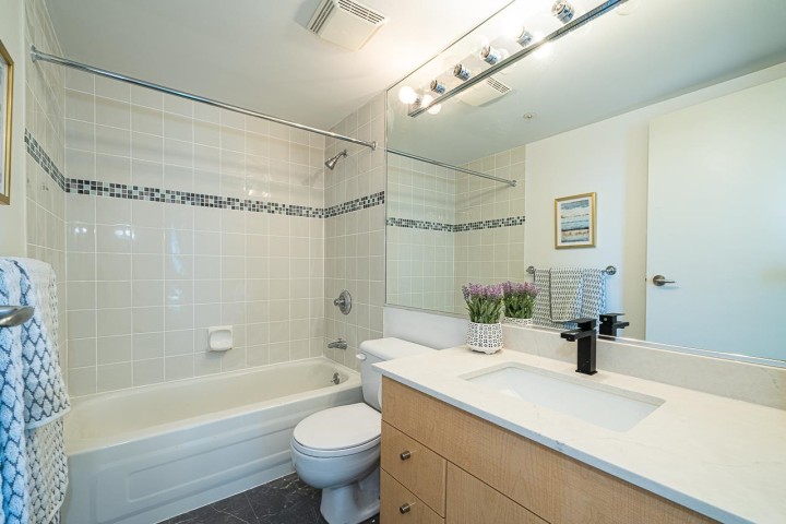 Photo 22 at 1206 - 1009 Expo Boulevard, Yaletown, Vancouver West