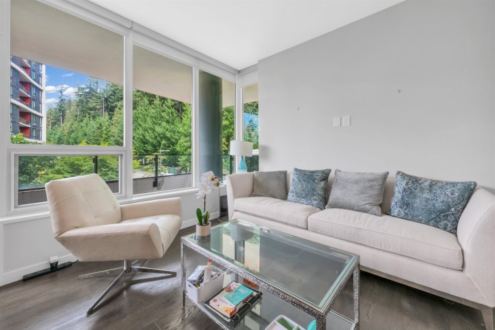 Photo 6 at 305 - 3487 Binning Road, University VW, Vancouver West