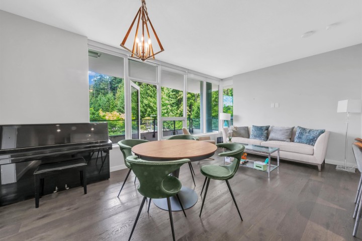 Photo 12 at 305 - 3487 Binning Road, University VW, Vancouver West