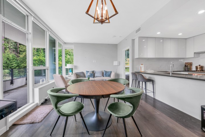 Photo 11 at 305 - 3487 Binning Road, University VW, Vancouver West