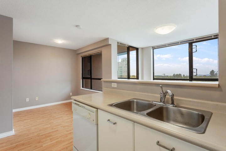 Photo 6 at 803 - 3438 Vanness Avenue, Collingwood VE, Vancouver East