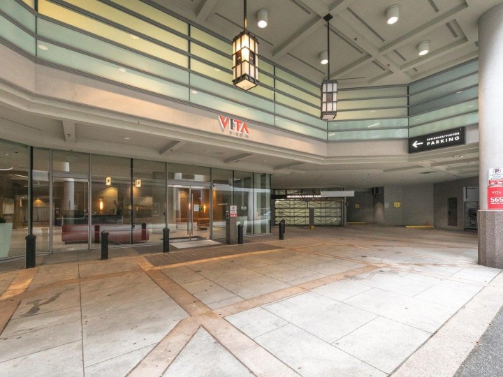 Photo 2 at 806 - 565 Smithe Street, Downtown VW, Vancouver West