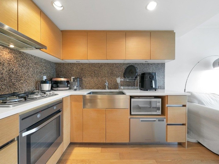 Photo 5 at 806 - 565 Smithe Street, Downtown VW, Vancouver West