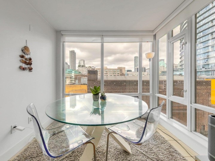 Photo 10 at 806 - 565 Smithe Street, Downtown VW, Vancouver West