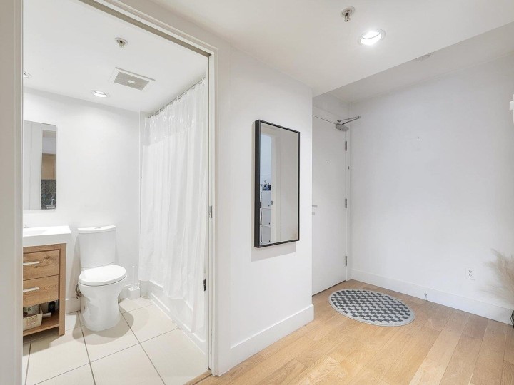 Photo 18 at 806 - 565 Smithe Street, Downtown VW, Vancouver West