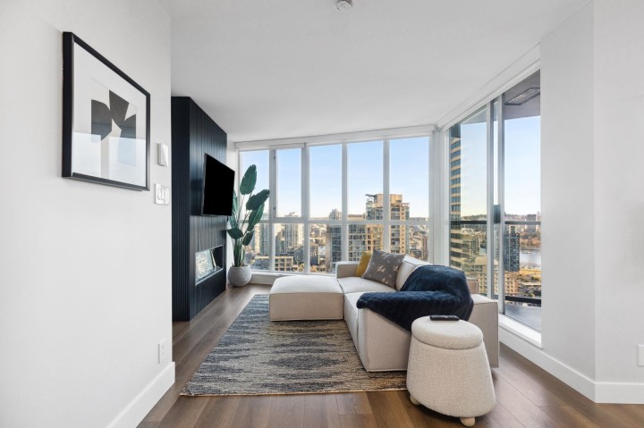 Photo 10 at 2406 - 1155 Seymour Street, Downtown VW, Vancouver West