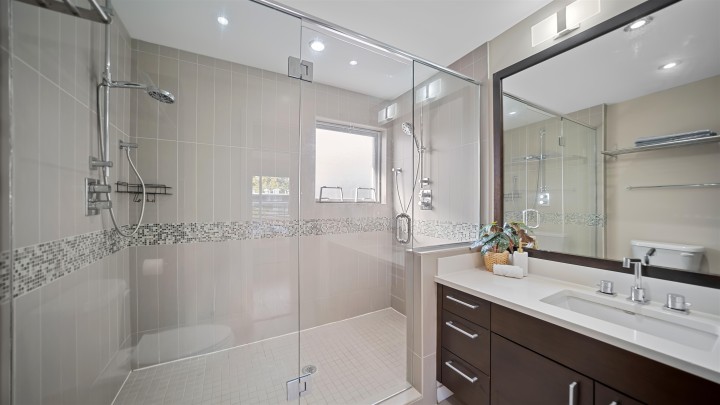 Photo 17 at 7 - 2188 W 8th Avenue, Kitsilano, Vancouver West