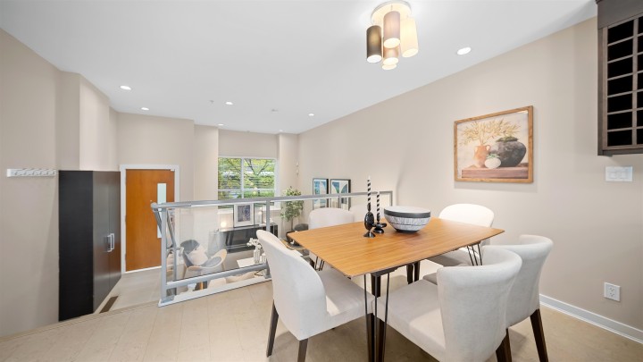 Photo 11 at 7 - 2188 W 8th Avenue, Kitsilano, Vancouver West