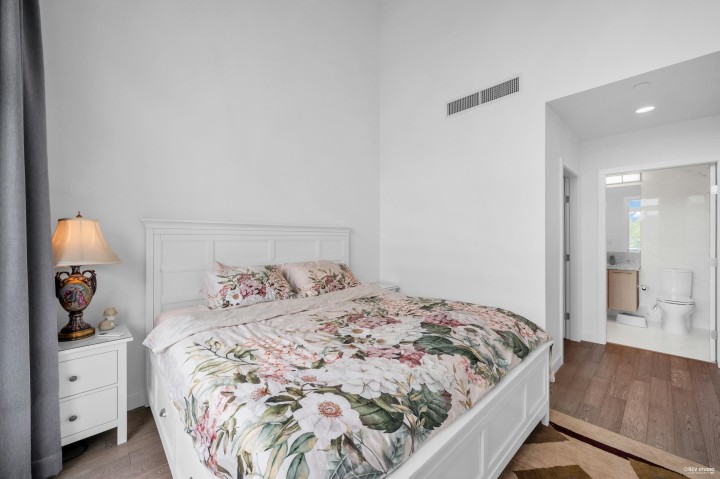 Photo 16 at 604 - 5077 Cambie Street, Cambie, Vancouver West