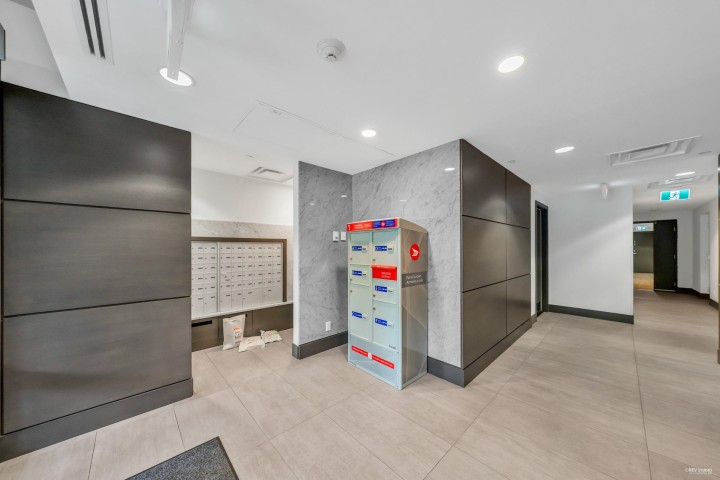 Photo 3 at 604 - 5077 Cambie Street, Cambie, Vancouver West