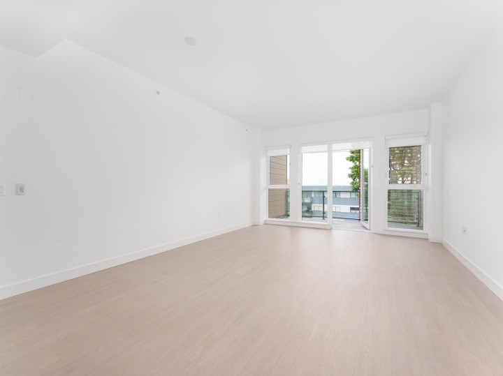 Photo 5 at 359 - 422 E 3rd Street, Lower Lonsdale, North Vancouver