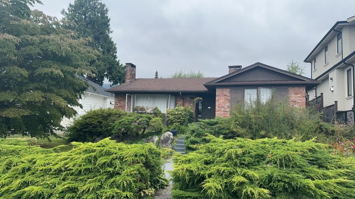 Photo 2 at 1131 Fulton Avenue, Ambleside, West Vancouver