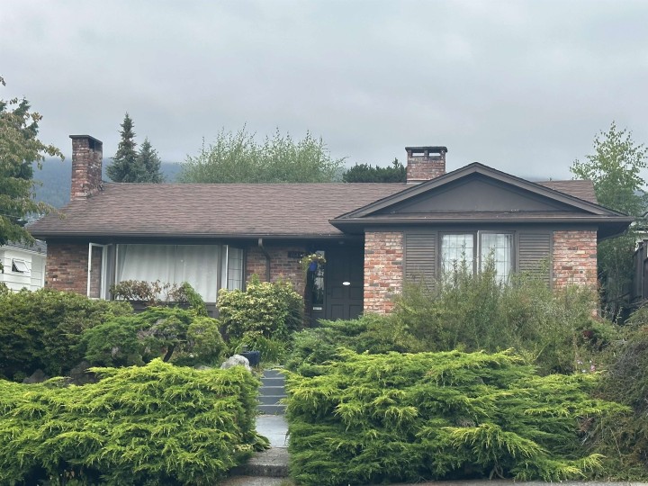 Photo 1 at 1131 Fulton Avenue, Ambleside, West Vancouver