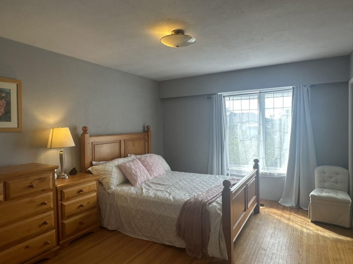 Photo 8 at 1131 Fulton Avenue, Ambleside, West Vancouver