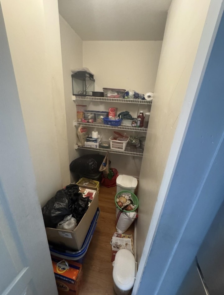 Photo 7 at 302 - 688 E 56th Avenue, South Vancouver, Vancouver East