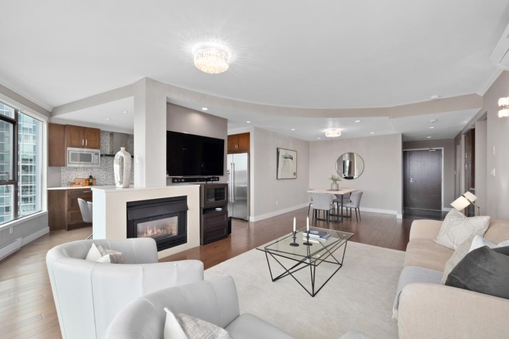 Photo 7 at 2302 - 1500 Howe Street, Yaletown, Vancouver West