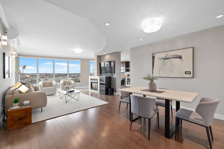 Photo 3 at 2302 - 1500 Howe Street, Yaletown, Vancouver West