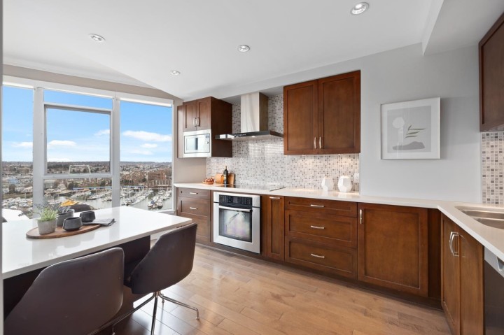 Photo 10 at 2302 - 1500 Howe Street, Yaletown, Vancouver West