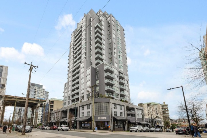 Photo 33 at 2302 - 1500 Howe Street, Yaletown, Vancouver West