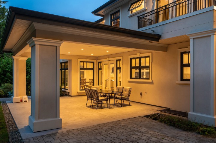 Photo 32 at 920 3rd Street, Cedardale, West Vancouver