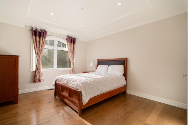 Photo 20 at 920 3rd Street, Cedardale, West Vancouver