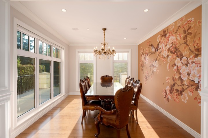 Photo 8 at 920 3rd Street, Cedardale, West Vancouver