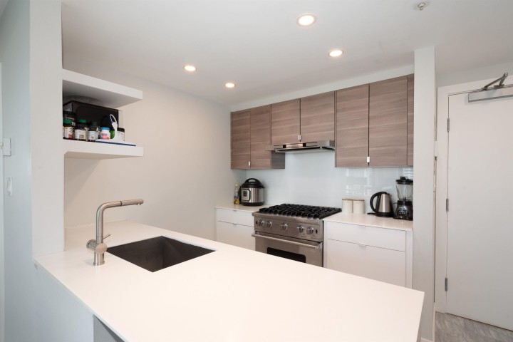 Photo 6 at 1703 - 198 Aquarius Mews, Yaletown, Vancouver West