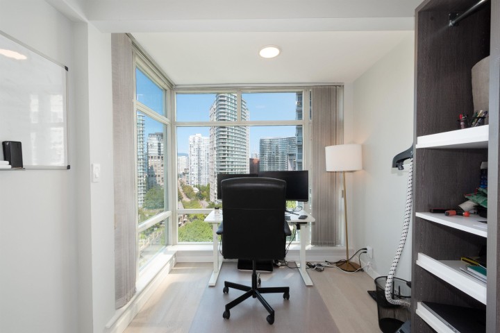 Photo 16 at 1703 - 198 Aquarius Mews, Yaletown, Vancouver West