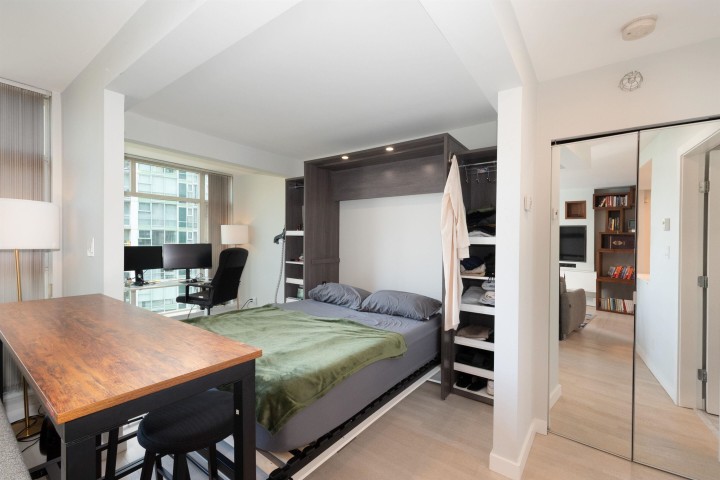 Photo 12 at 1703 - 198 Aquarius Mews, Yaletown, Vancouver West