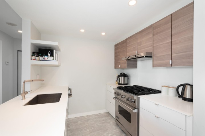 Photo 7 at 1703 - 198 Aquarius Mews, Yaletown, Vancouver West