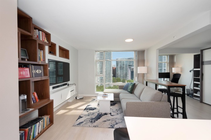 Photo 9 at 1703 - 198 Aquarius Mews, Yaletown, Vancouver West