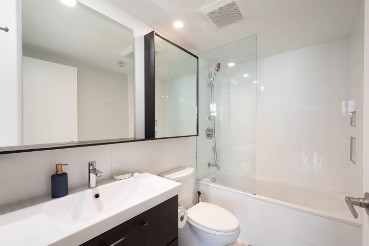 Photo 21 at 1703 - 198 Aquarius Mews, Yaletown, Vancouver West