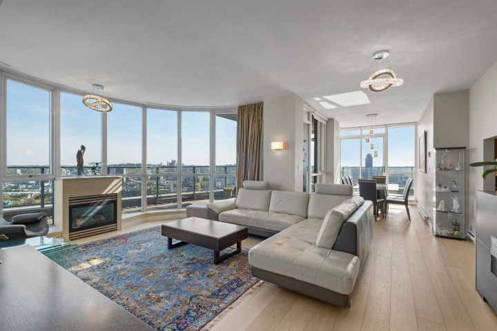 Photo 1 at 4201 - 1408 Strathmore Mews, Yaletown, Vancouver West