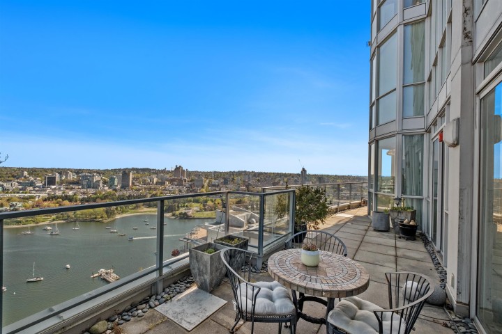 Photo 15 at 4201 - 1408 Strathmore Mews, Yaletown, Vancouver West