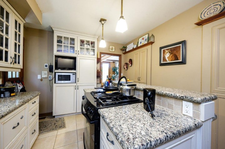 Photo 8 at 368 E Kings Road, Upper Lonsdale, North Vancouver