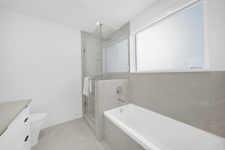 Photo 27 at 6816 Oak Street, South Cambie, Vancouver West