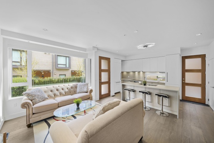 Photo 12 at 6816 Oak Street, South Cambie, Vancouver West