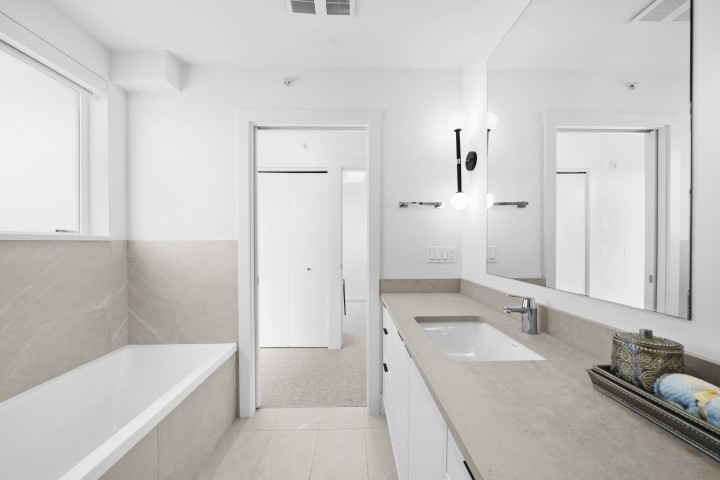 Photo 28 at 6816 Oak Street, South Cambie, Vancouver West