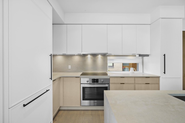 Photo 8 at 6816 Oak Street, South Cambie, Vancouver West