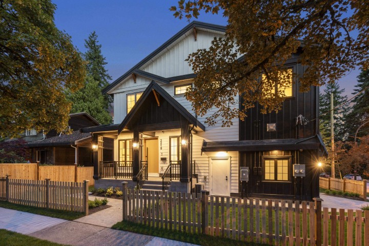 Photo 2 at 3218 W 39th, Kerrisdale, Vancouver West