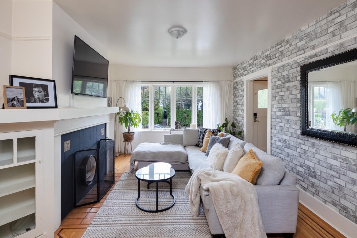 Photo 2 at 1325/27 Laburnum Street, Kitsilano, Vancouver West