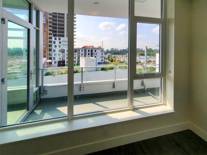 Photo 11 at 507 - 3438 Sawmill Crescent, South Marine, Vancouver East