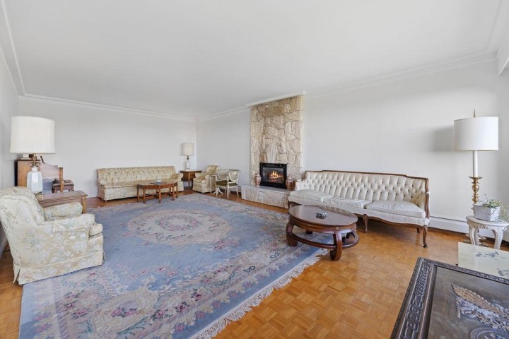 Photo 6 at 1373 Camwell Drive, Chartwell, West Vancouver