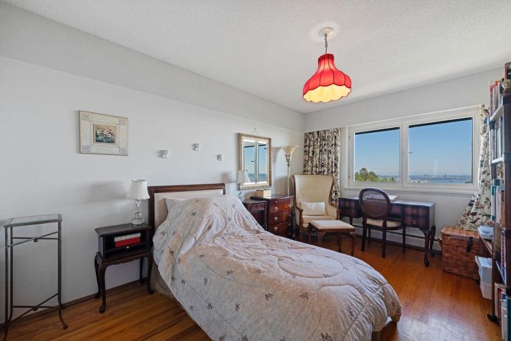 Photo 30 at 1373 Camwell Drive, Chartwell, West Vancouver