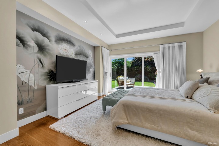 Photo 16 at 866 20th Street, Ambleside, West Vancouver