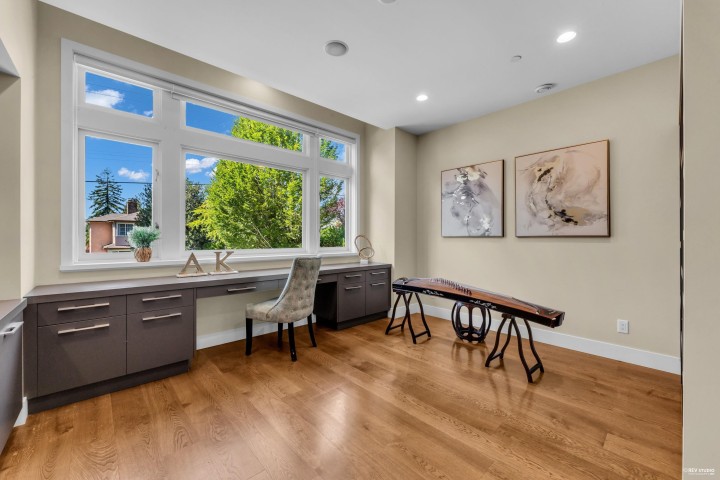 Photo 22 at 866 20th Street, Ambleside, West Vancouver