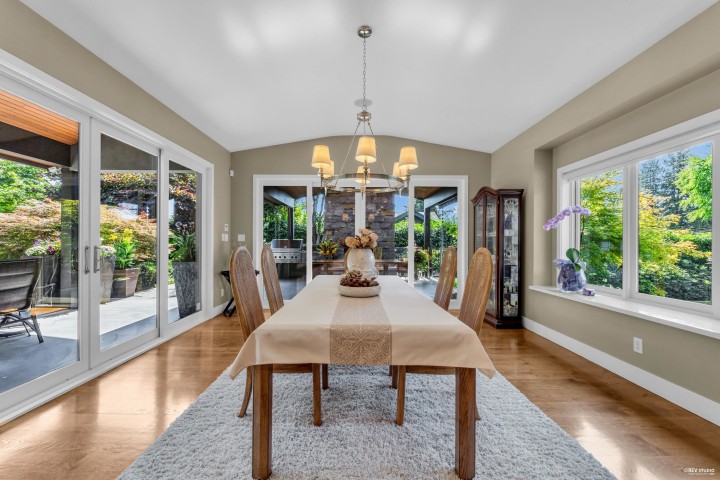 Photo 9 at 866 20th Street, Ambleside, West Vancouver